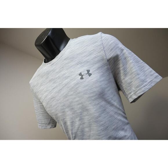 Under Armour Gym Shirt Short Sleeve HeatGear Fitted Athletic Tee Mens Sz Medium - Picture 1 of 8